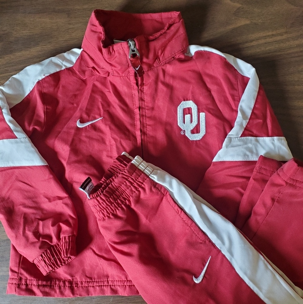 OU NIKE TRACK SUIT 2T